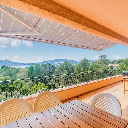 Апартаменты Domaine De La Bastide D'a