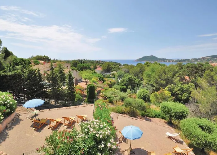 Domaine De La Bastide D'a Apartman Saint-Raphaël